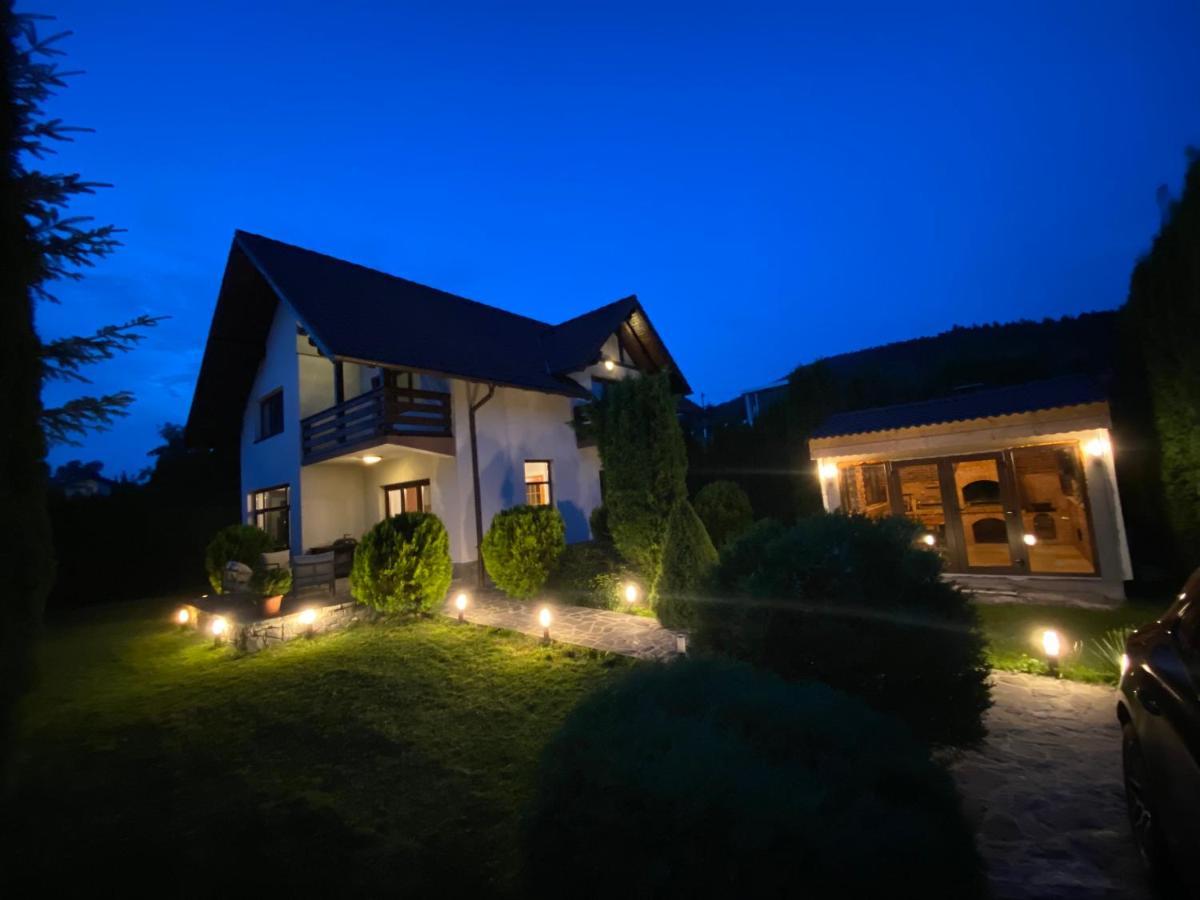 Jack Residence Буштени Экстерьер фото