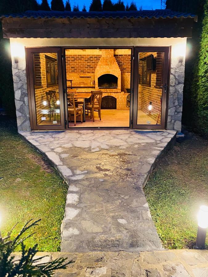 Jack Residence Буштени Экстерьер фото